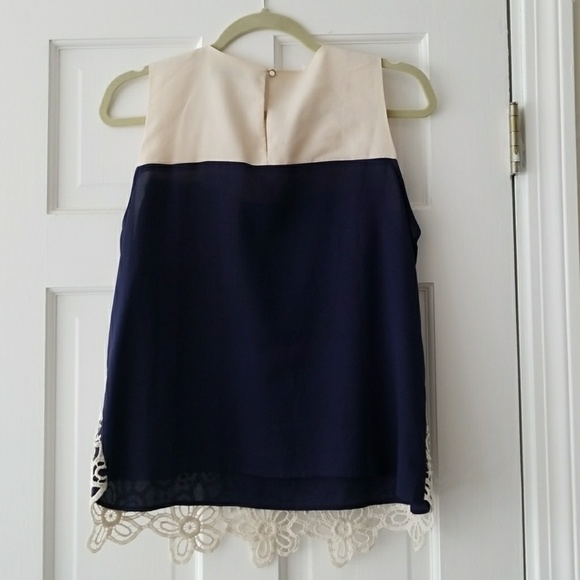 Francesca's Blouse - Picture 2 of 3